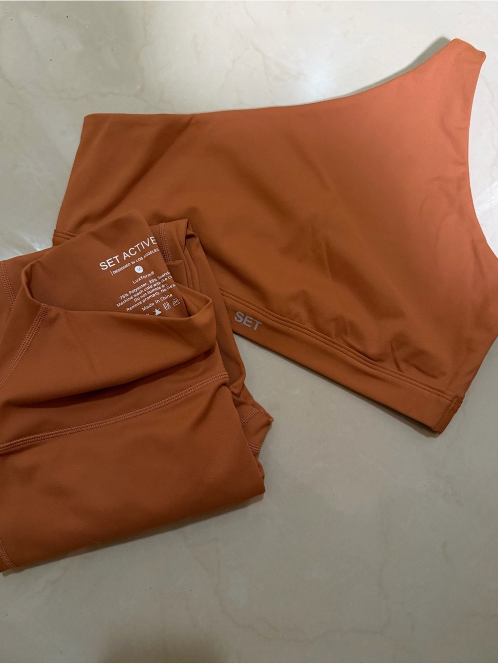 SET Active One shoulder Sports Bra & Leggings Set